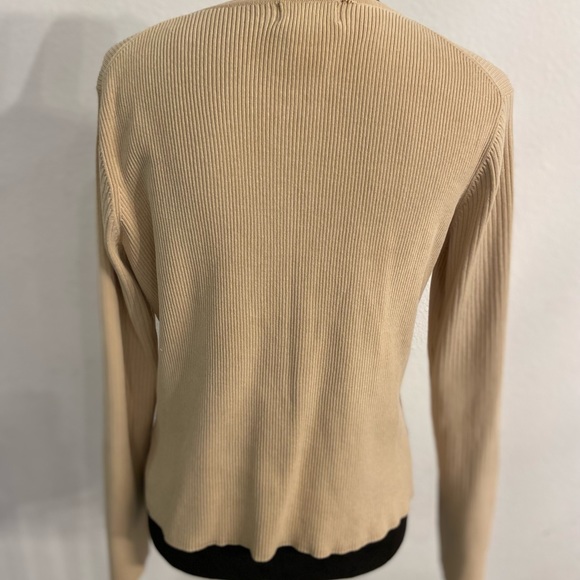 Oliver Perry Sweater - Picture 3 of 3